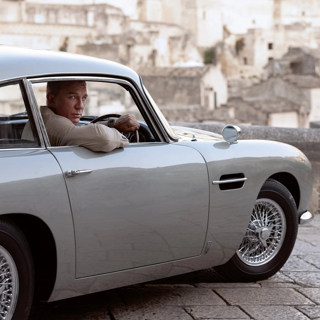 OMEGA Seamaster Diver 300M "007 Edition"