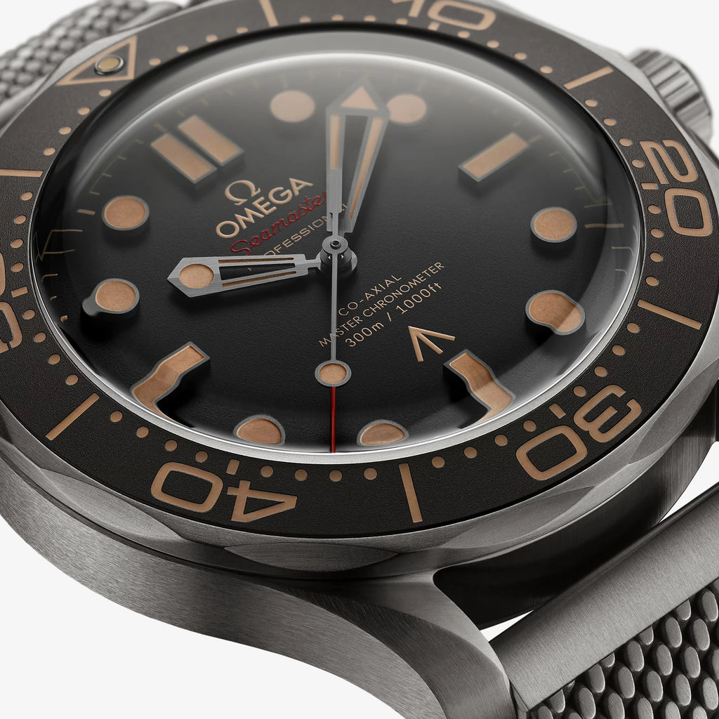 OMEGA Seamaster Diver 300M "007 Edition"